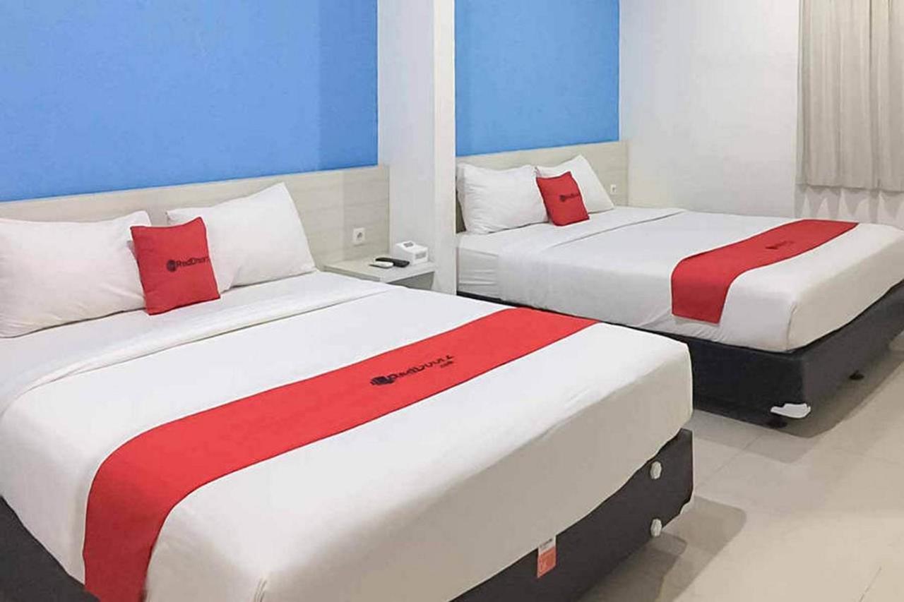 Reddoorz Plus At Panorama Villas Batu Batu  Exterior photo